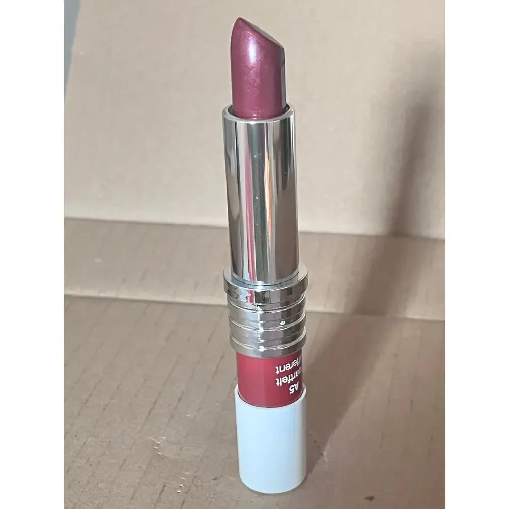 CLINIQUE Different Lipstick in A5 HEARTFELT - Discontinued